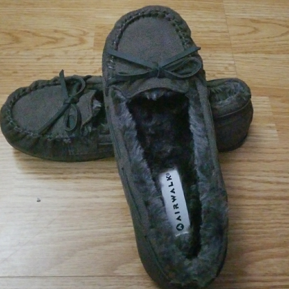 Airwalk grey moccasin